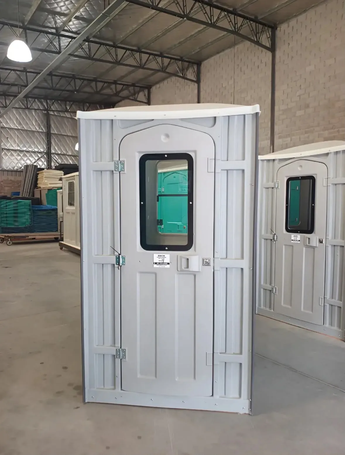 Cabina de vigilancia individual preparada para su instalación